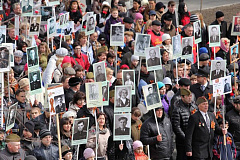 Свыше 130 тысяч героев Великой Отечественной войны в «Бессмертном полку» Москвы