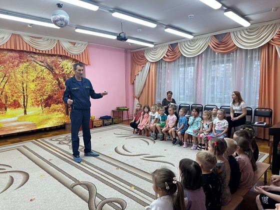Безопасность начинается с детства