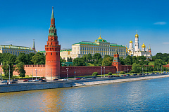 Кремлёвская набережная открылась после благоустройства
